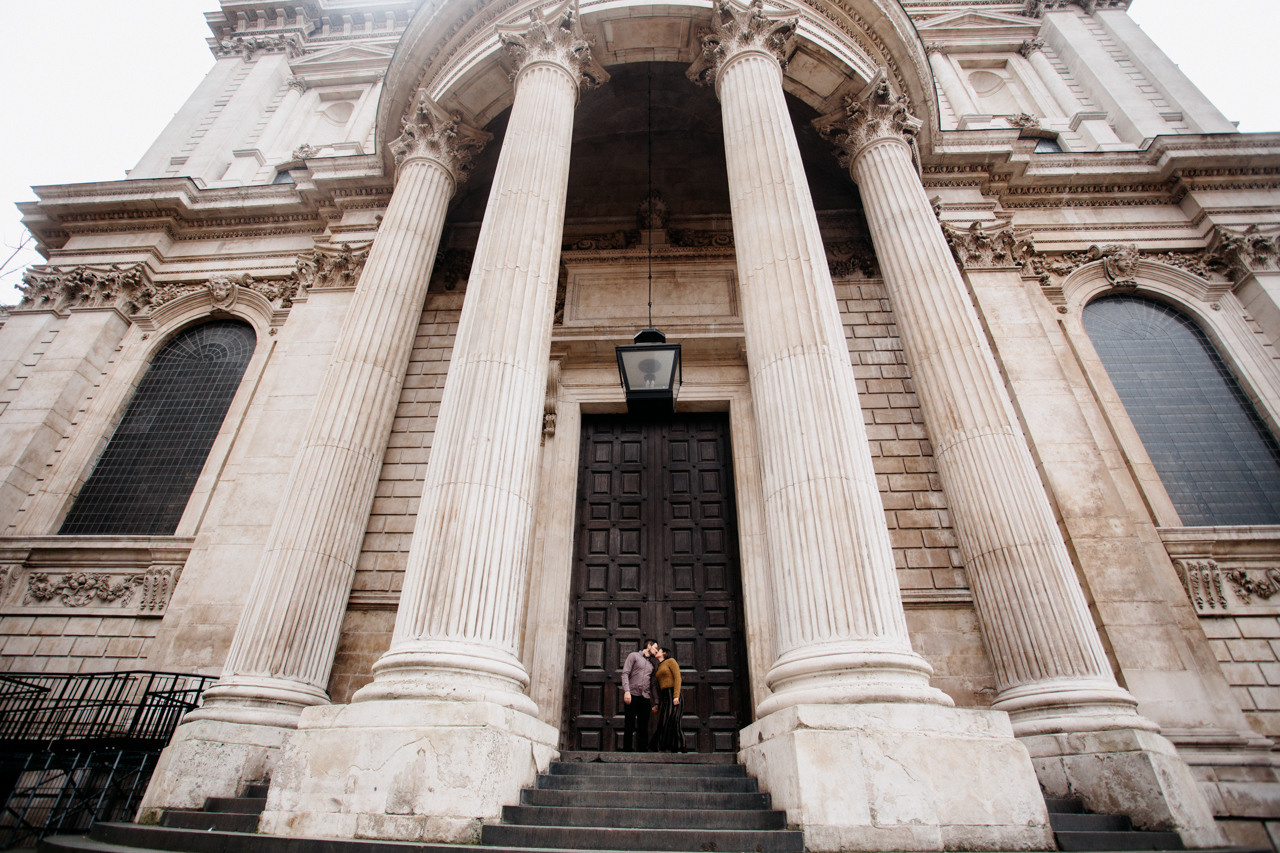 Photoshoot at Bank and Tower Bridge. LondonPhotoStory — Vacation Photographer in London