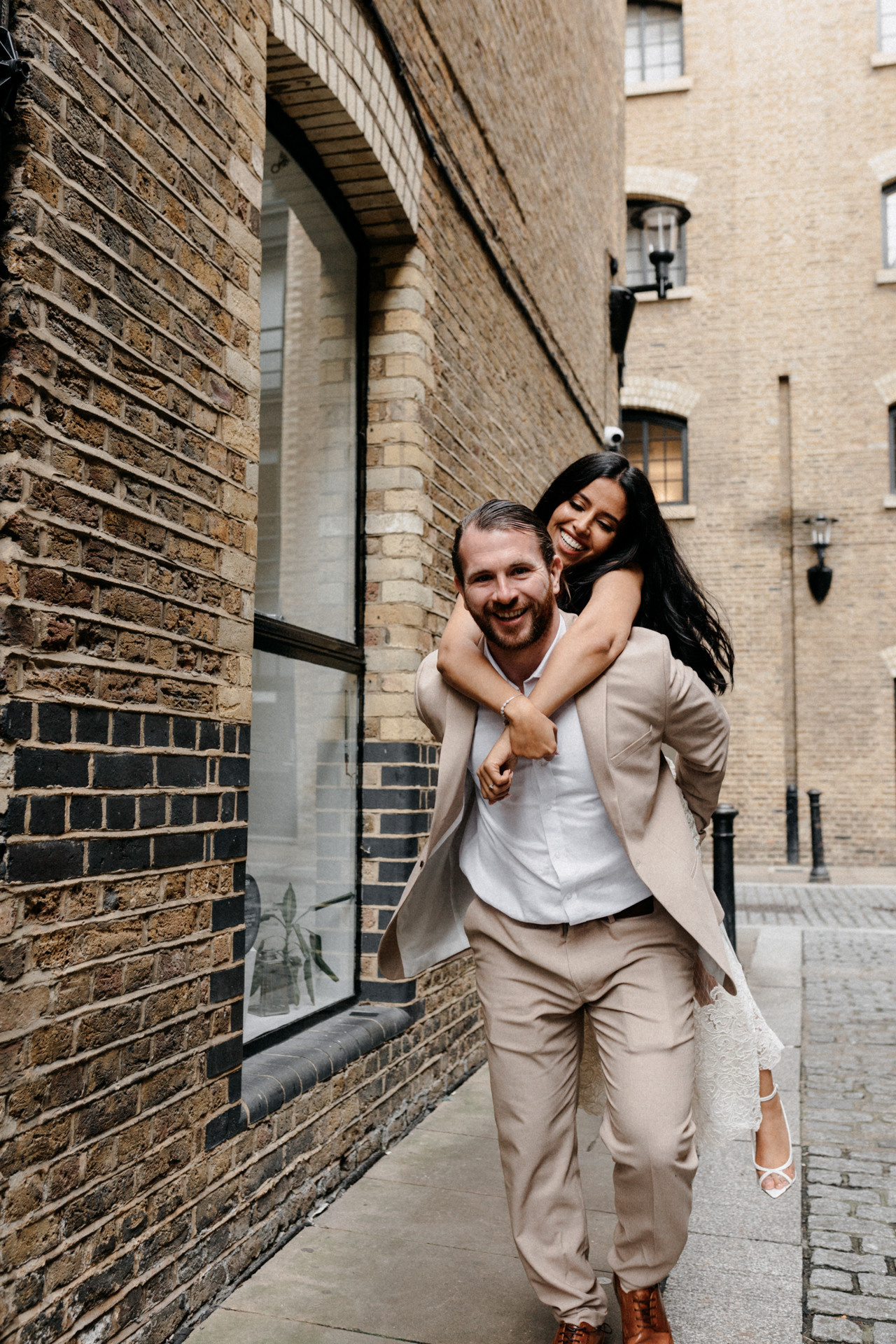 London Photographer | Love Story | Nada + Alex. LondonPhotoStory — Vacation Photographer in London