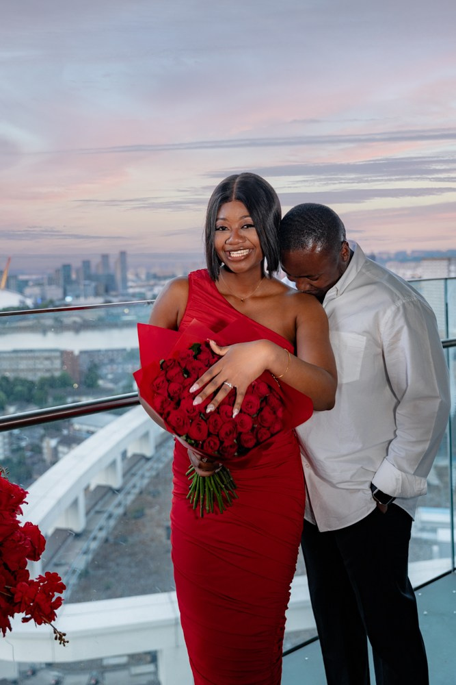 Proposal at the Arena Tower. Tonya Kyrylenko photographer in London