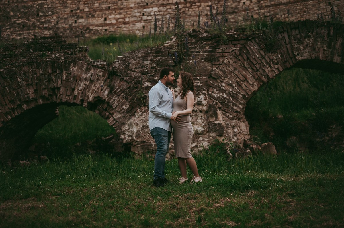 fotografisanje trudnica beograd, fotografisanje trudnoce novi sad, priprema za porodjaj, porodjaj beograd, porodjaj novi sad, nega u trudnoci,  psihofizicka priprema trudnica, decija soba, prve dane sa bebom, mama i beba