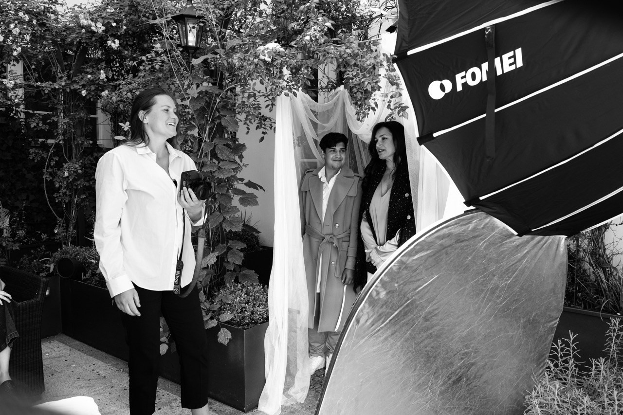 BACKSTAGE. Dana Lišková — Empathetic Photographer | Introspective Artist |Neurodivergent Coach | Founder of Artepy.cz