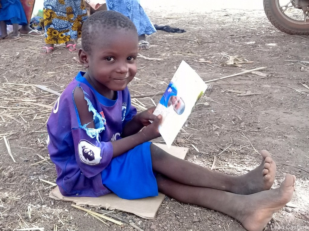 Photos of volunteer work at Senegal. Simbahalu