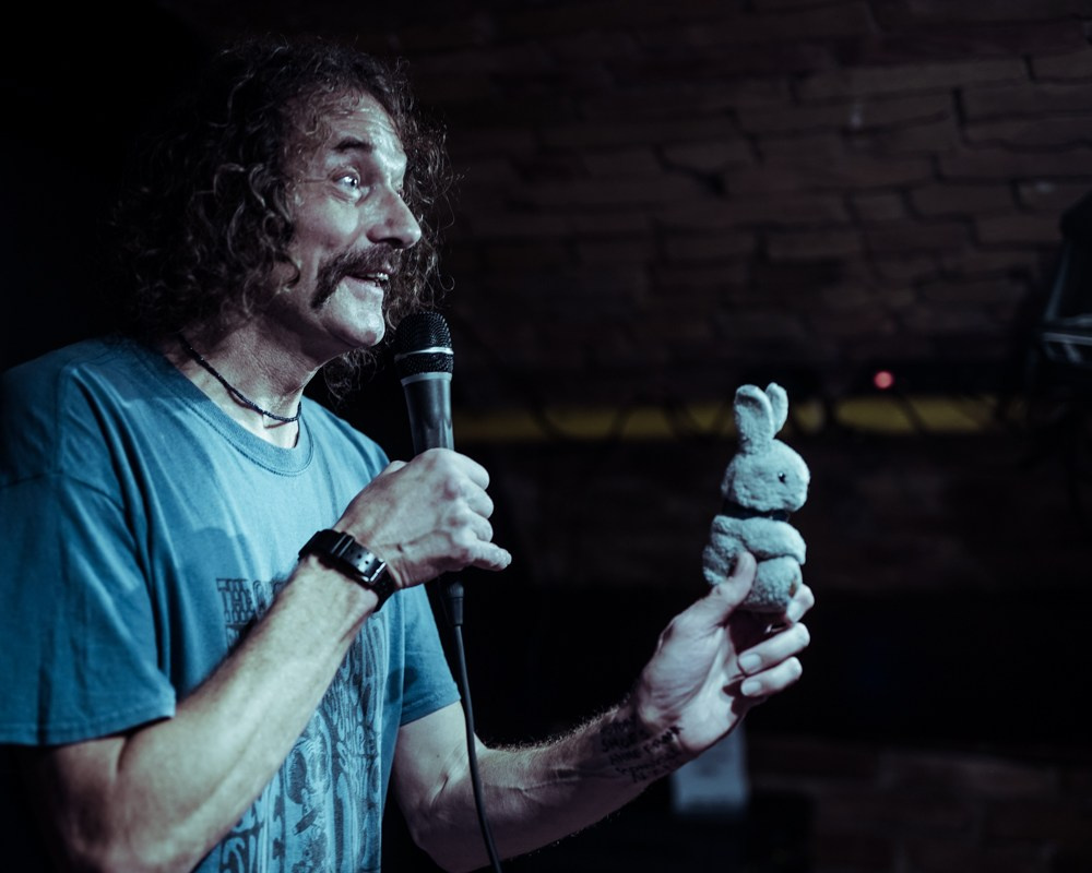 Comedy club event Photography. Éclat Photos. Exclusive portrait photography service