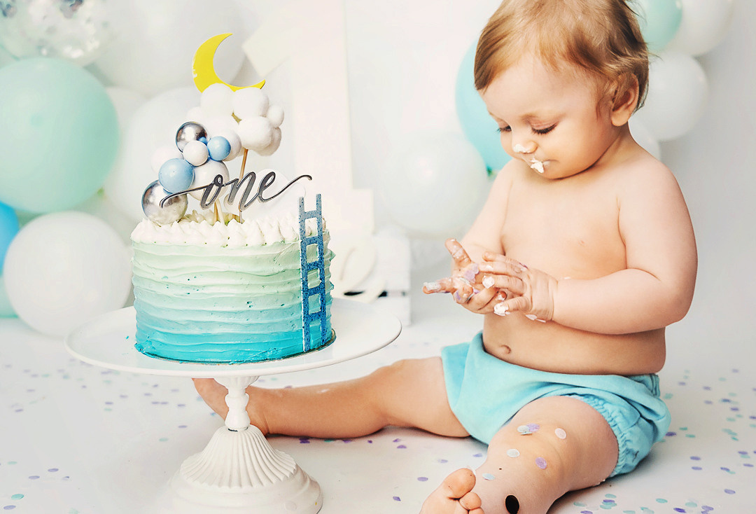 Cake smash. Fotografía profesional en Tenerife Tania Bonnet