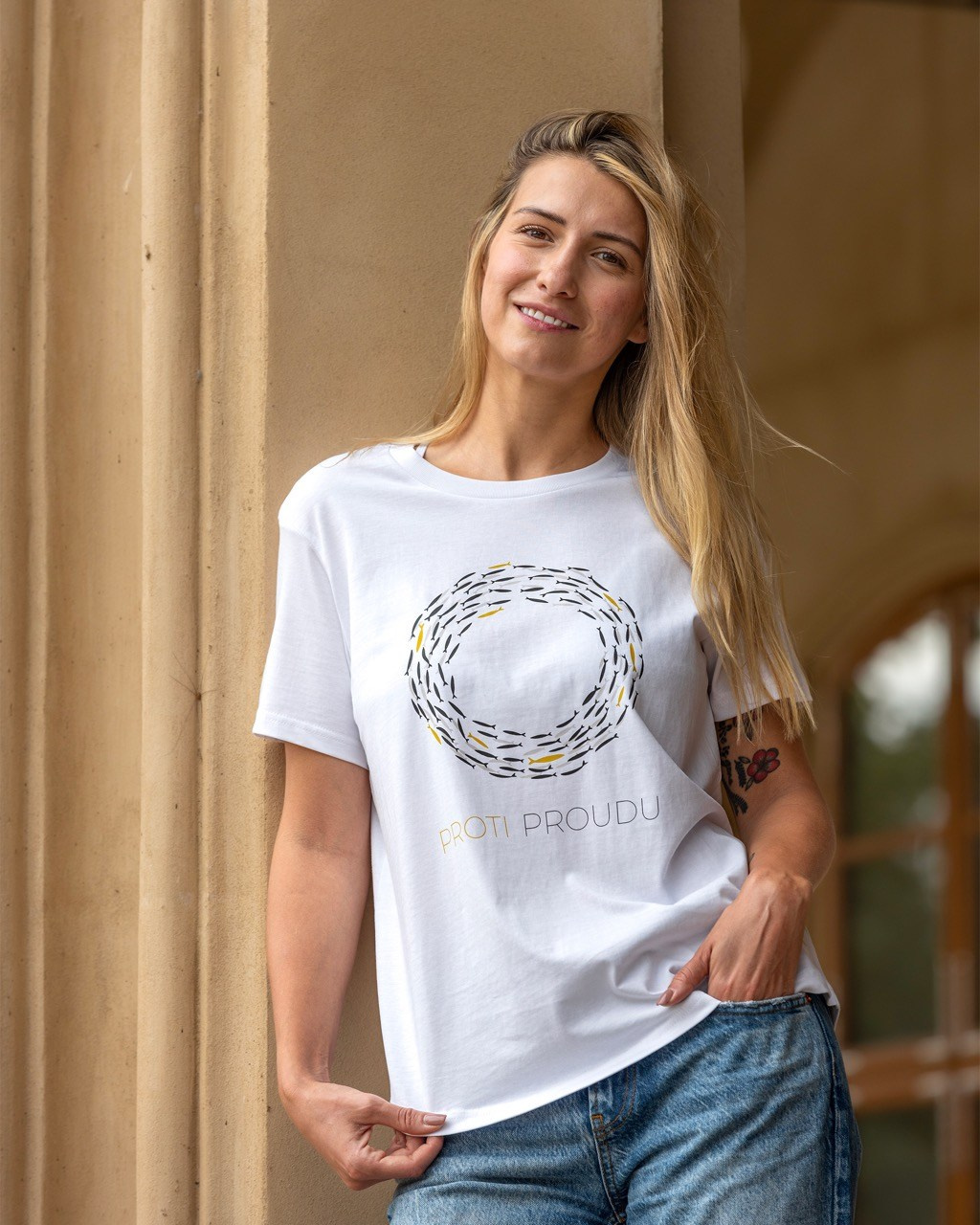 PRO ZNAČKY. Dana Lišková — Empatická fotografka | Introspektivní umělkyně | Neurodivergentní koučka| Zakladatelka Artepy.cz