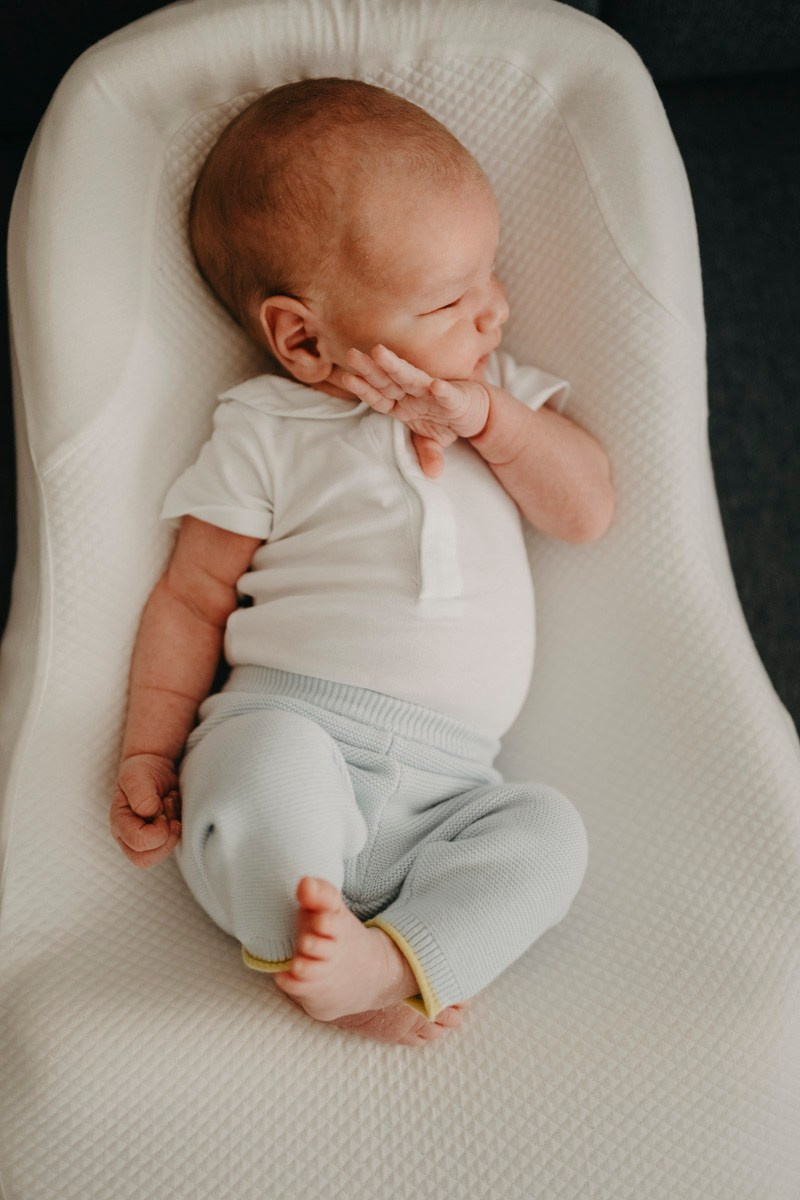 Dobrodosao, Vukane / fotografisanje bebe kod kuce. Deciji i porodicni fotograf u Beogradu Oksana Skendzic