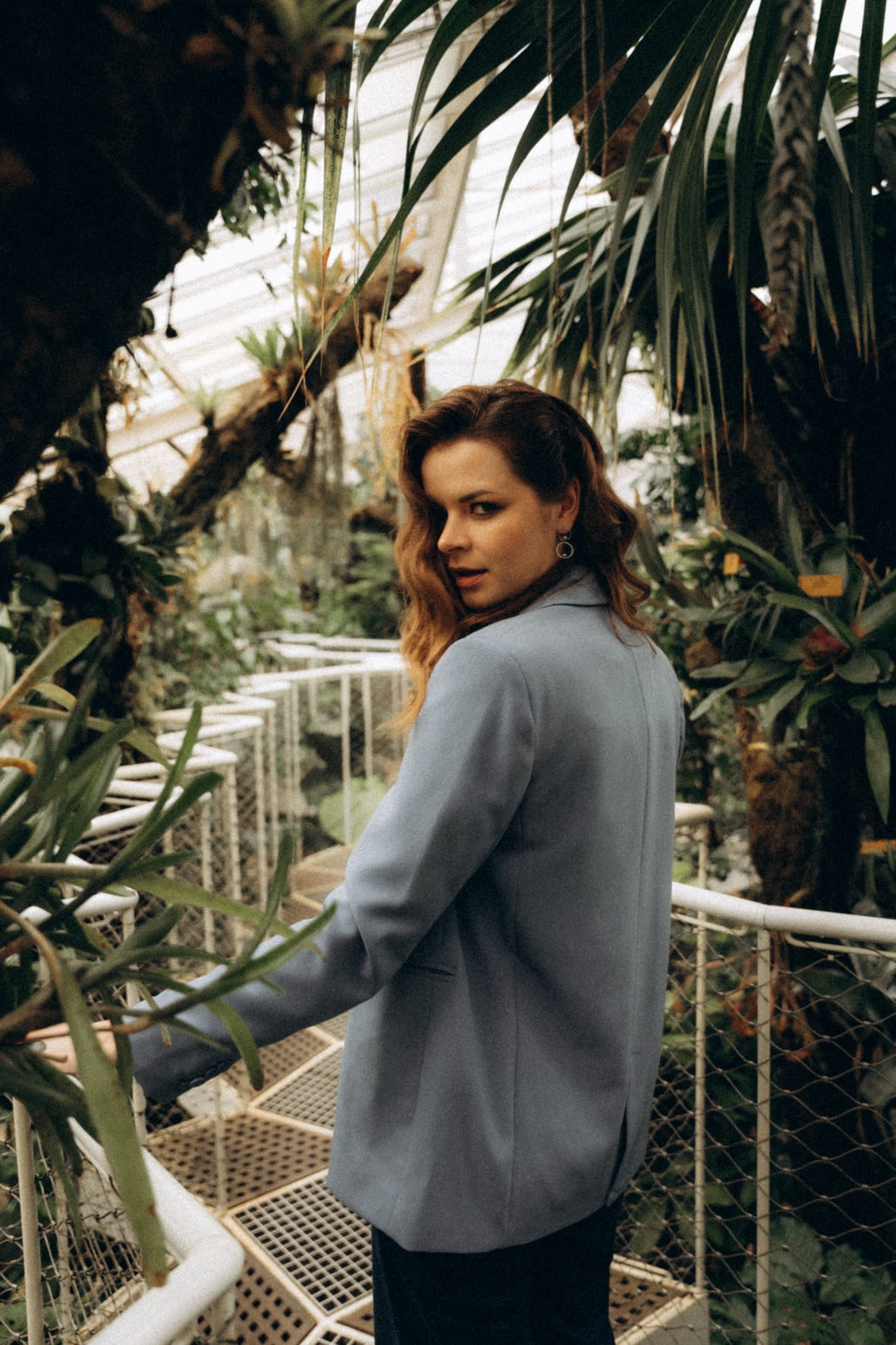 Female portrait session. Little Birdie – Jouw familie- en huwelijksfotograaf in België en daarbuiten