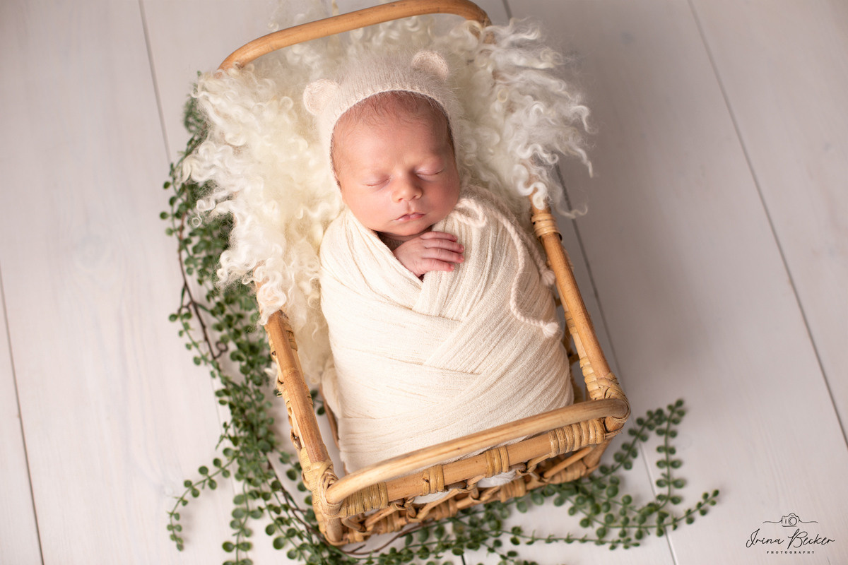 Babyfotograf Ulm, Babyfotograf Neu-Ulm, Babyfotograf Münsingen, Babyfotograf Metzingen, Babyfotograf Göppingen, Babyfotograf Tübingen, Babyfotograf Memmingen, Babyfotograf Reutlingen, Babyfotograf Stuttgart, Babyfotograf Günzburg, Babyfotograf Biberach an der Riss, Babyfotograf Alb-Donau-Kreis, Babyfotograf Bad Saulgau, Babyfotograf Bad Waldsee, Babyfotograf Ehingen, neugeborenenfotografie Ulm, neugeborenenfotografie Neu-Ulm, neugeborenenfotografie Stuttgart, neugeborenenfotografie Metzingen, neugeborenenfotografie Münsingen, neugeborenenfotografie Bad Saulgau, neugeborenenfotografie Bad Waldsee, neugeborenenfotografie Ehingen, neugeborenenfotografie Langenau, neugeborenenfotografie Ravensburg, neugeborenenfotografie Sigmaringen, Fograf Ulm, Fotograf Ehingen, Fotograf Bad Waldsee, Fotograf Bad Urach