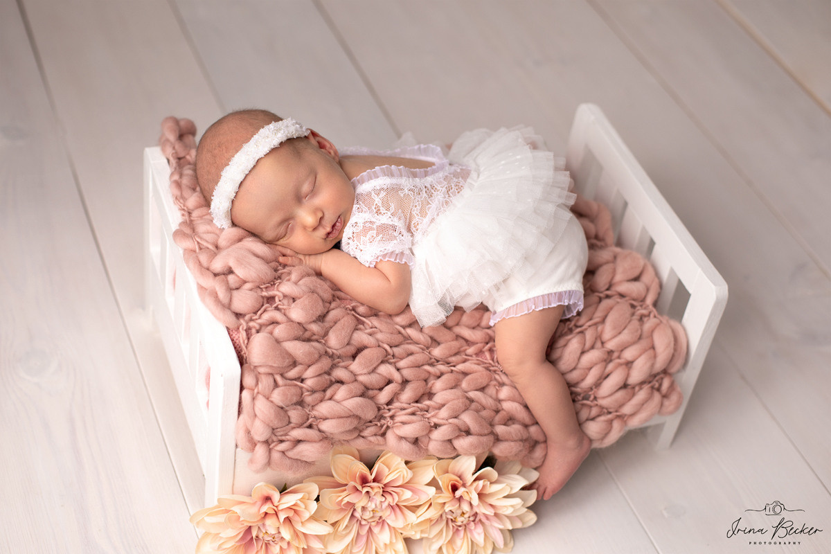 Babyfotograf Ulm, Babyfotograf Neu-Ulm, Babyfotograf Münsingen, Babyfotograf Metzingen, Babyfotograf Göppingen, Babyfotograf Tübingen, Babyfotograf Memmingen, Babyfotograf Reutlingen, Babyfotograf Stuttgart, Babyfotograf Günzburg, Babyfotograf Biberach an der Riss, Babyfotograf Alb-Donau-Kreis, Babyfotograf Bad Saulgau, Babyfotograf Bad Waldsee, Babyfotograf Ehingen, neugeborenenfotografie Ulm, neugeborenenfotografie Neu-Ulm, neugeborenenfotografie Stuttgart, neugeborenenfotografie Metzingen, neugeborenenfotografie Münsingen, neugeborenenfotografie Bad Saulgau, neugeborenenfotografie Bad Waldsee, neugeborenenfotografie Ehingen, neugeborenenfotografie Langenau, neugeborenenfotografie Ravensburg, neugeborenenfotografie Sigmaringen, Fograf Ulm, Fotograf Ehingen, Fotograf Bad Waldsee, Fotograf Ravensburg