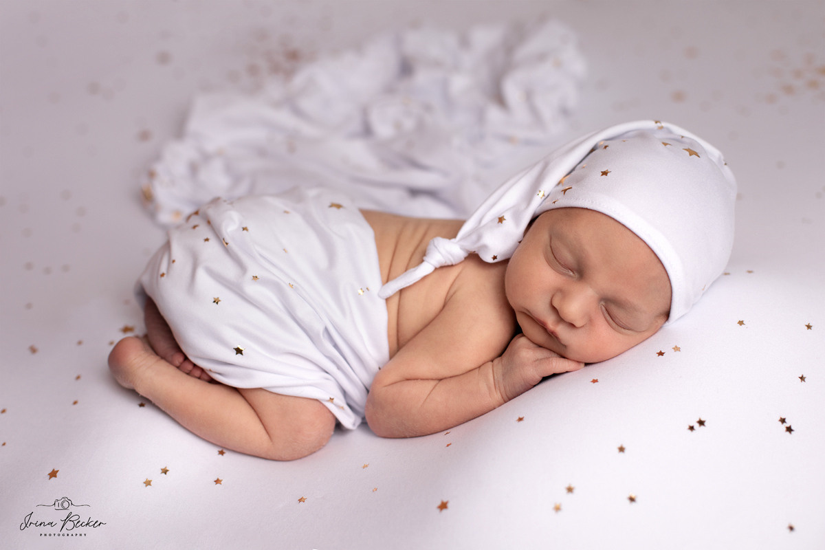 Babyfotograf Ulm, Babyfotograf Neu-Ulm, Babyfotograf Münsingen, Babyfotograf Metzingen, Babyfotograf Göppingen, Babyfotograf Tübingen, Babyfotograf Memmingen, Babyfotograf Reutlingen, Babyfotograf Stuttgart, Babyfotograf Günzburg, Babyfotograf Biberach an der Riss, Babyfotograf Alb-Donau-Kreis, Babyfotograf Bad Saulgau, Babyfotograf Bad Waldsee, Babyfotograf Ehingen, neugeborenenfotografie Ulm, neugeborenenfotografie Neu-Ulm, neugeborenenfotografie Stuttgart, neugeborenenfotografie Metzingen, neugeborenenfotografie Münsingen, neugeborenenfotografie Bad Saulgau, neugeborenenfotografie Bad Waldsee, neugeborenenfotografie Ehingen, neugeborenenfotografie Langenau, neugeborenenfotografie Ravensburg, neugeborenenfotografie Sigmaringen, Fograf Ulm, Fotograf Ehingen, Fotograf Bad Waldsee, Fotograf Ravensburg