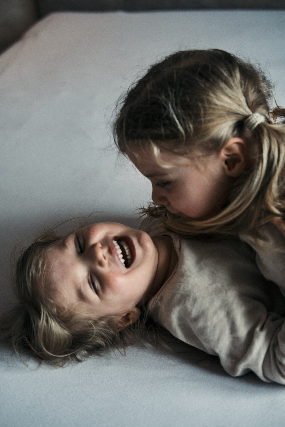 Felicitas & ihre Töchter. Valeriya Rudolph: Familien & Business Fotografin aus Karlsruhe