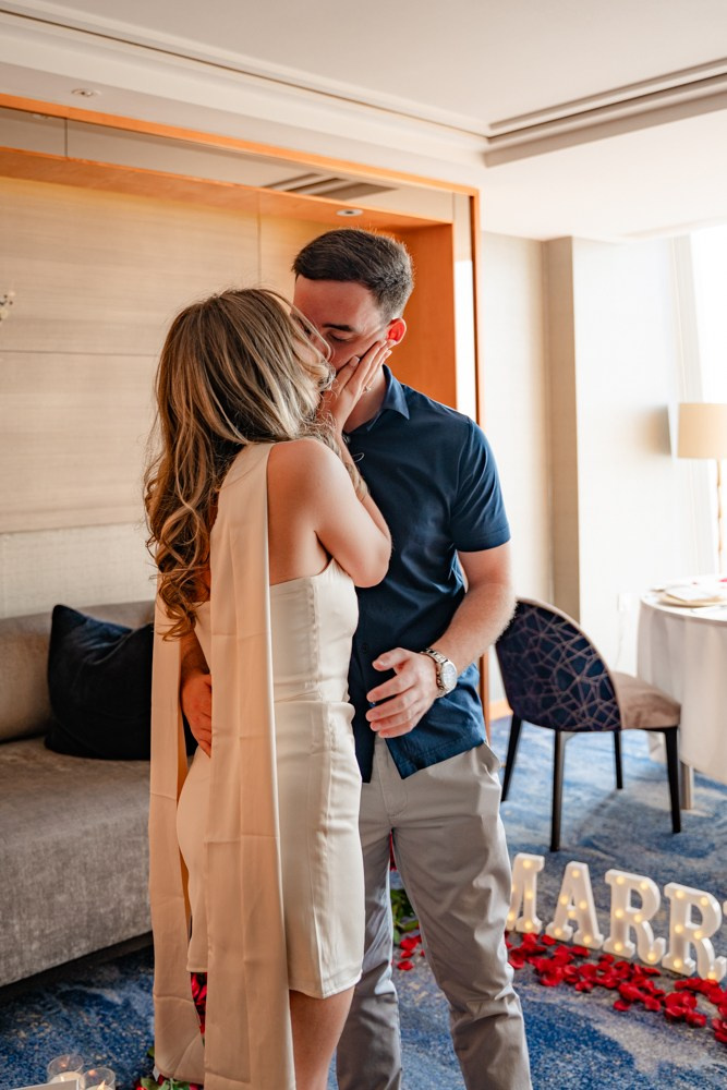 Proposal at the Shard. Tonya Kyrylenko photographer in London