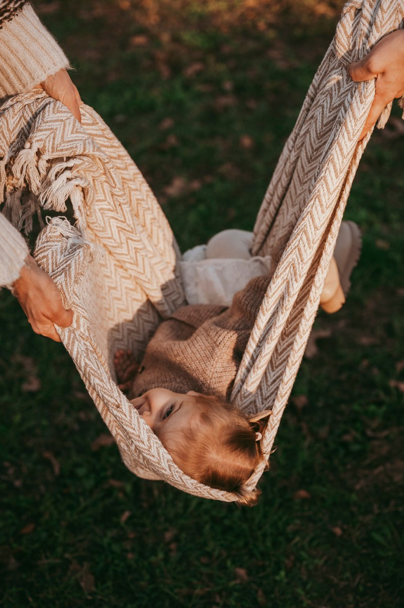 Anastasija, Aleksej i Agata / porodicno fotografisanje napolju. Deciji i porodicni fotograf u Beogradu Oksana Skendzic