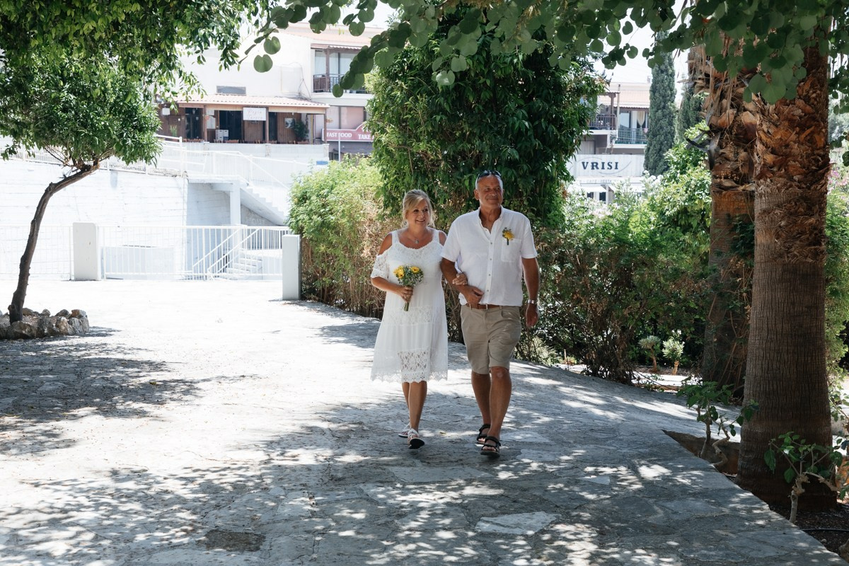 L & D Cyprus. Destination wedding photographer in Netherlands, Germany, Italy, Greece & Europe-Tina Yalova