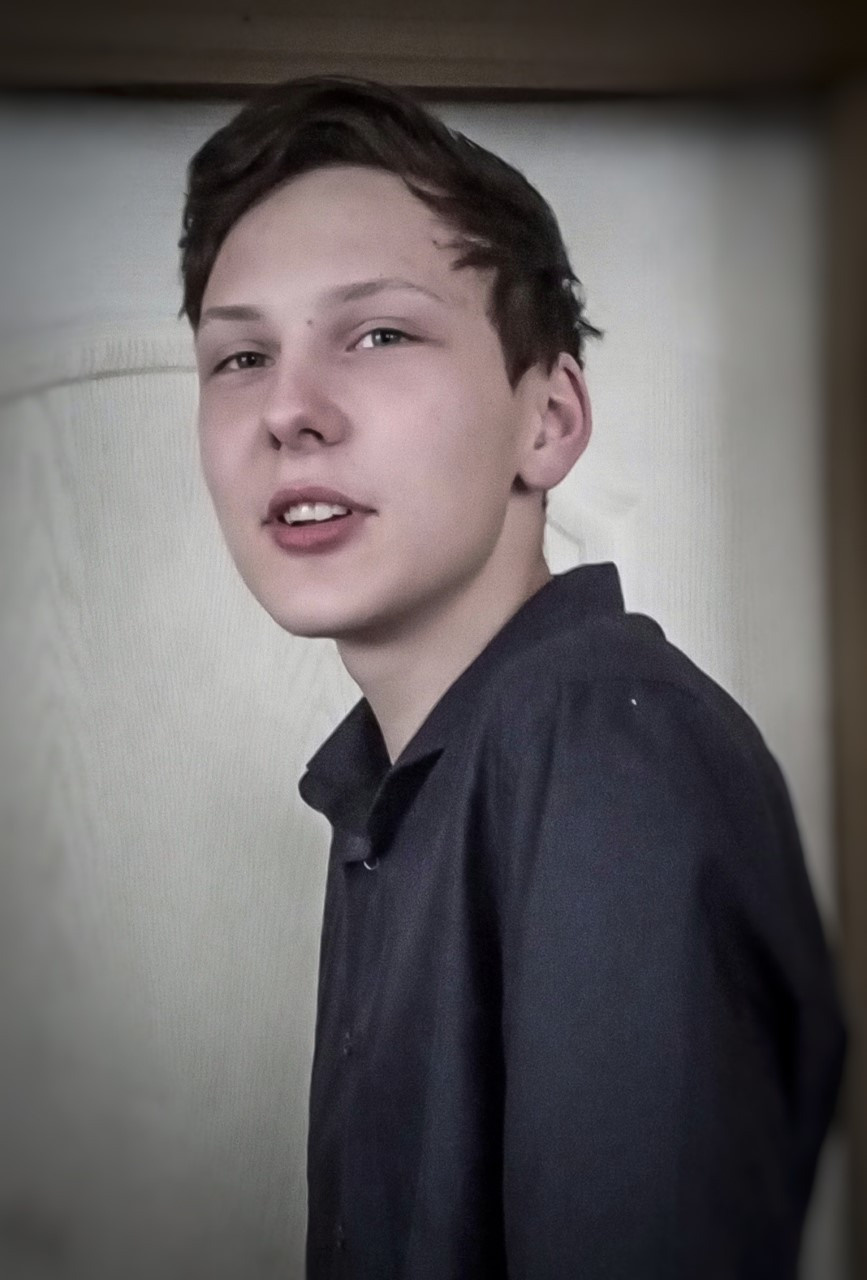 Portraits. Online/offline mobile photographer from Australia Olga Conacher