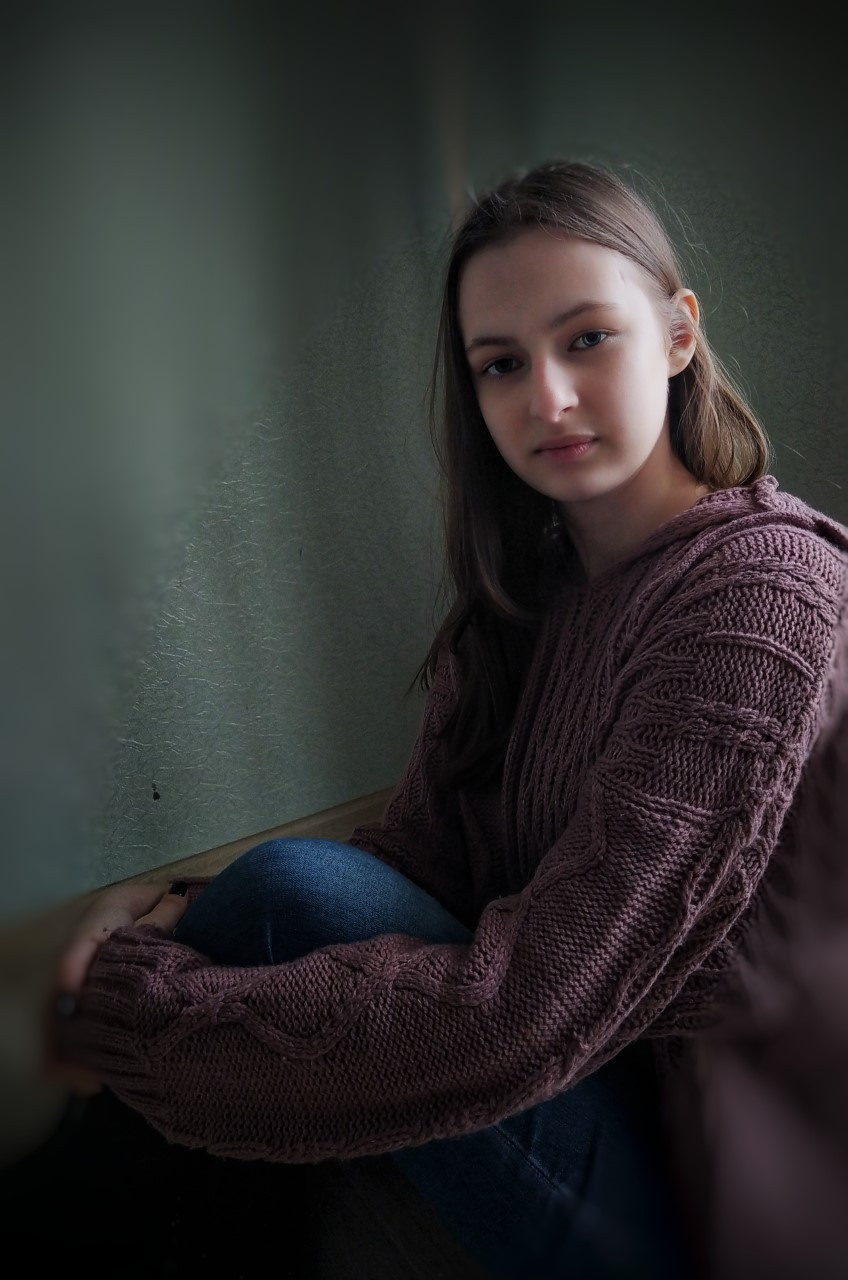 Portraits. Online/offline mobile photographer from Australia Olga Conacher