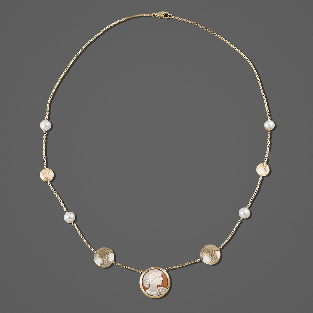 Kamea zlatna ogrlica.