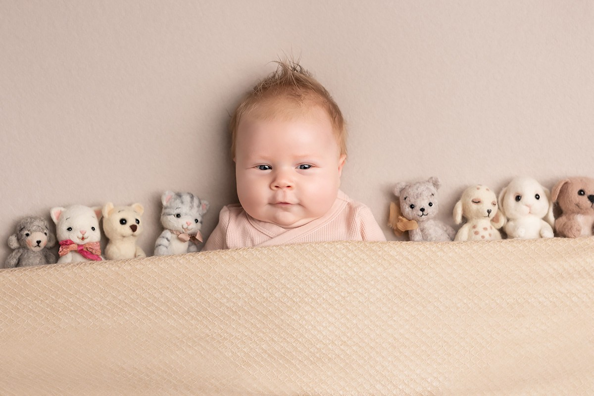 Babys von 3 bis 9 Monaten. Neugeborenenfotografie, Babyfotografie in Düsseldorf und Umgebung