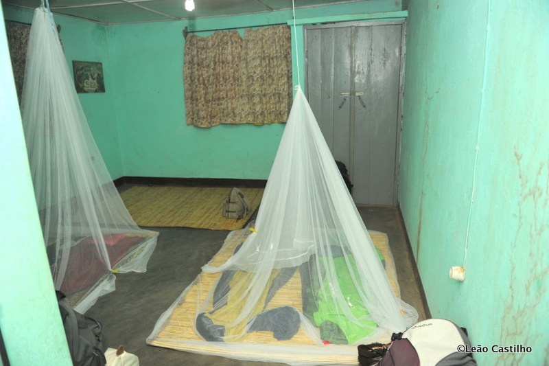 Photos of volunteer work in Mozambique. Simbahalu