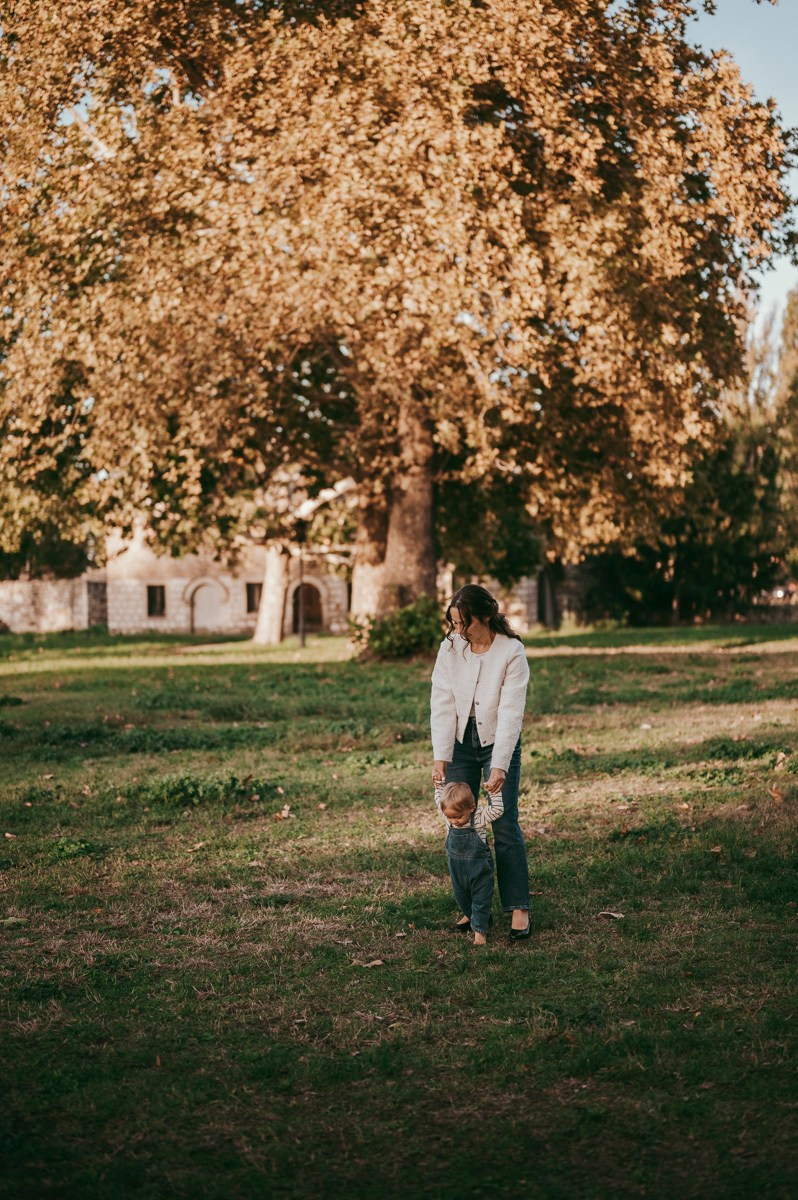 Aleksandra, Filip, Lion i Luka / PORODICNOFOTOGRAFISANJE napolju. Deciji i porodicni fotograf u Beogradu Oksana Skendzic
