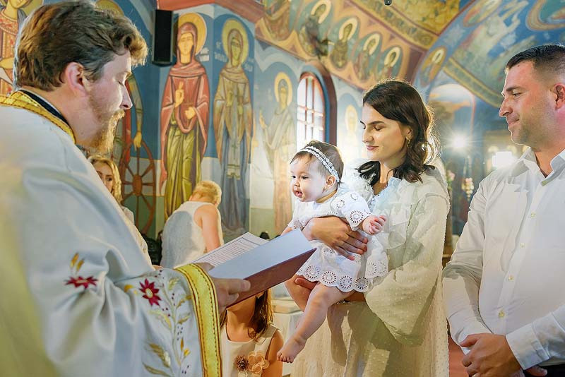 fotograf botez Iasi; fotograf Iasi; foto Iasi; foto video Iasi; botez iasi; stare de bine