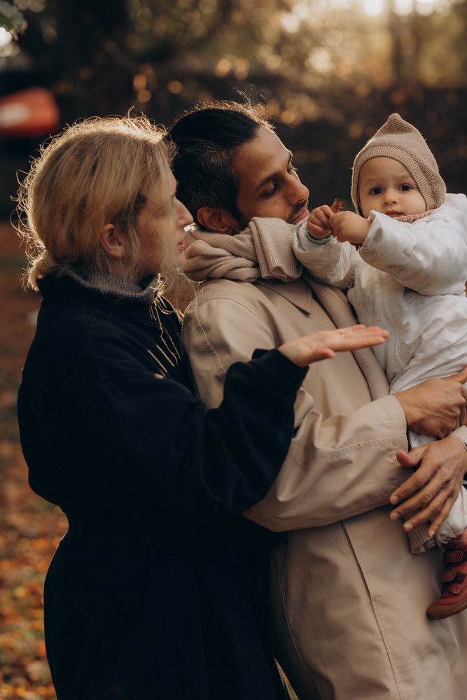 KLEINE FAMILIE AUS BERLIN. Familien & Hochzeitfotografin Nadja Holzmann