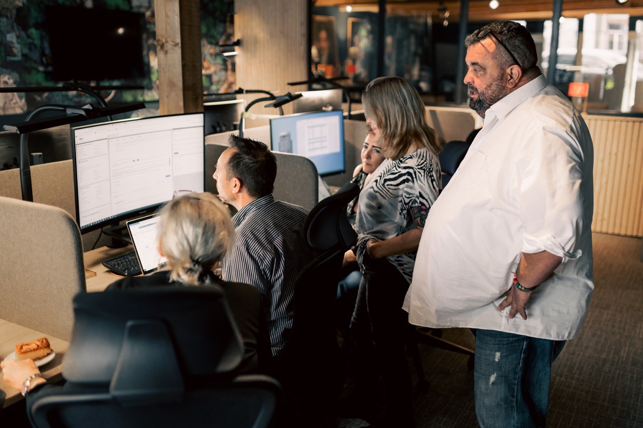 Dana Lišková - Portrétní a brandová fotografka Praha - Byznys portrét Praha - Brandové foto praha - Byznys a korporátní portrét Praha - Firemní focení Praha