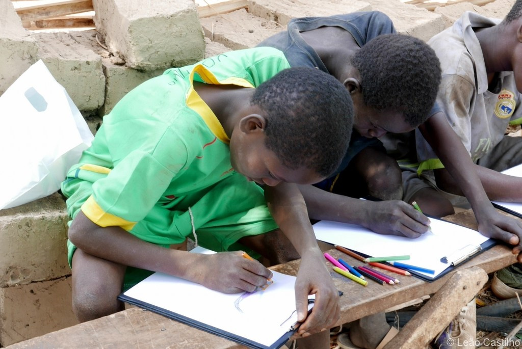 Photos of volunteer work at Senegal. Simbahalu