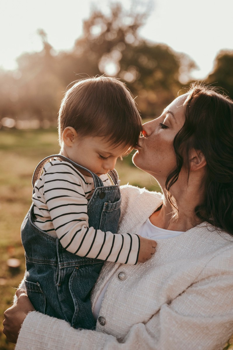 Aleksandra, Filip, Lion i Luka / PORODICNOFOTOGRAFISANJE napolju. Deciji i porodicni fotograf u Beogradu Oksana Skendzic