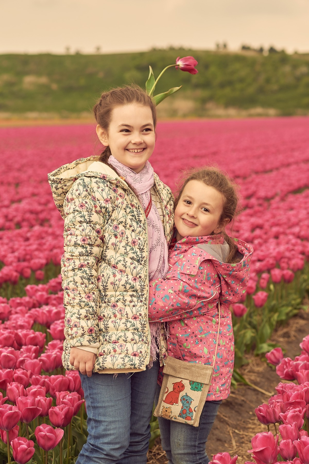 Family photoshoot in Keukenhof. Portret, trouw en familie fotograaf in Amsterdam en Almere
