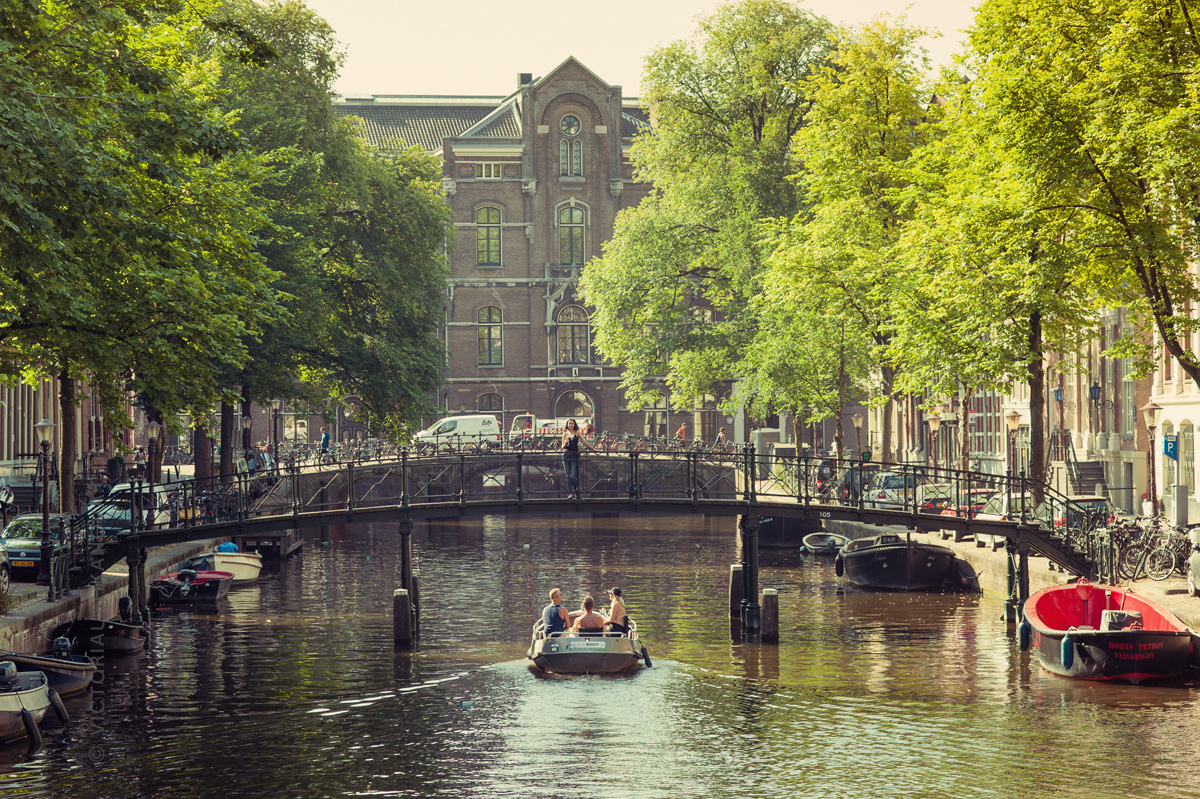 Love Stories & Solo. Portret, trouw en familie fotograaf in Amsterdam en Almere