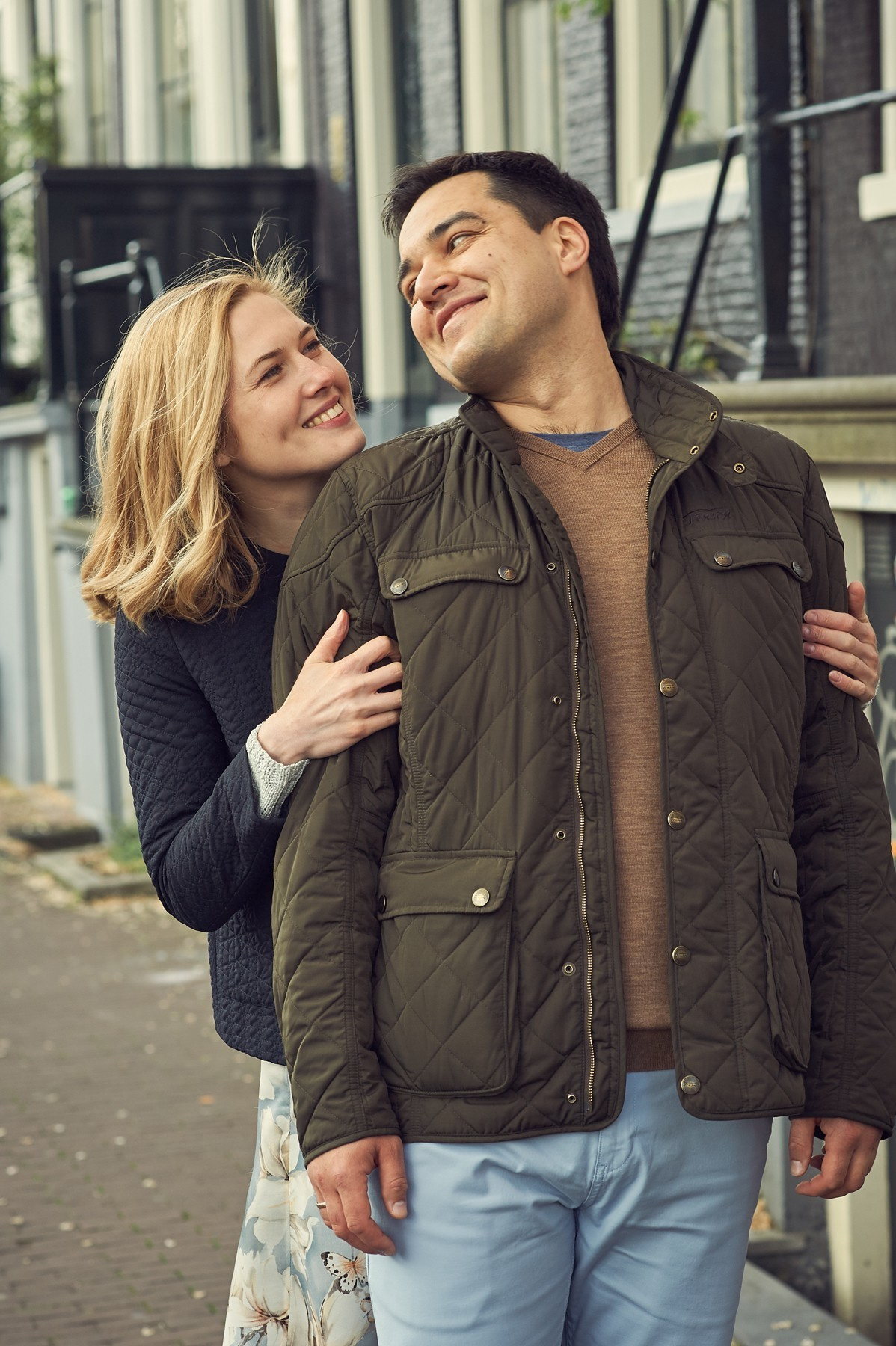 Аmsterdam Love story. Portret, trouw en familie fotograaf in Amsterdam en Almere