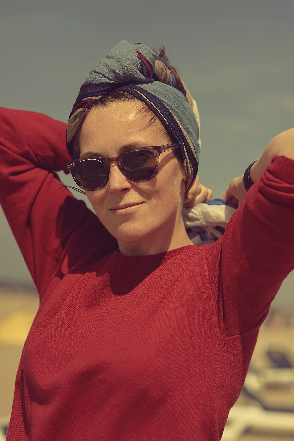 Family photoshoot at the beach. Portret, trouw en familie fotograaf in Amsterdam en Almere