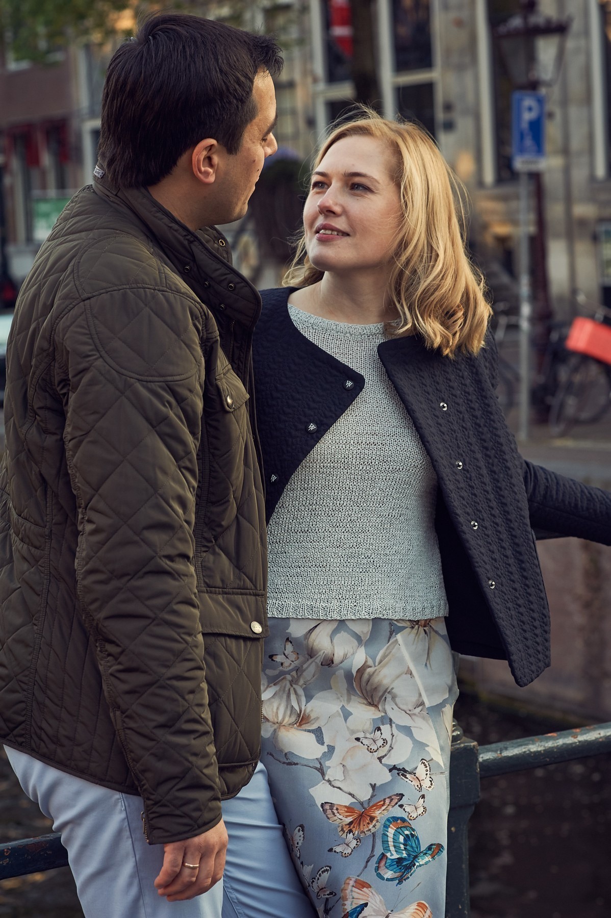 Аmsterdam Love story. Portret, trouw en familie fotograaf in Amsterdam en Almere