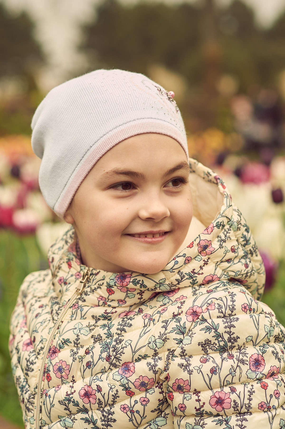 Family photoshoot in Keukenhof. Portret, trouw en familie fotograaf in Amsterdam en Almere