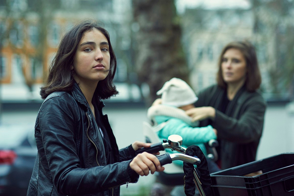 FAMILY PHOTO SHOOT. Portret, trouw en familie fotograaf in Amsterdam en Almere