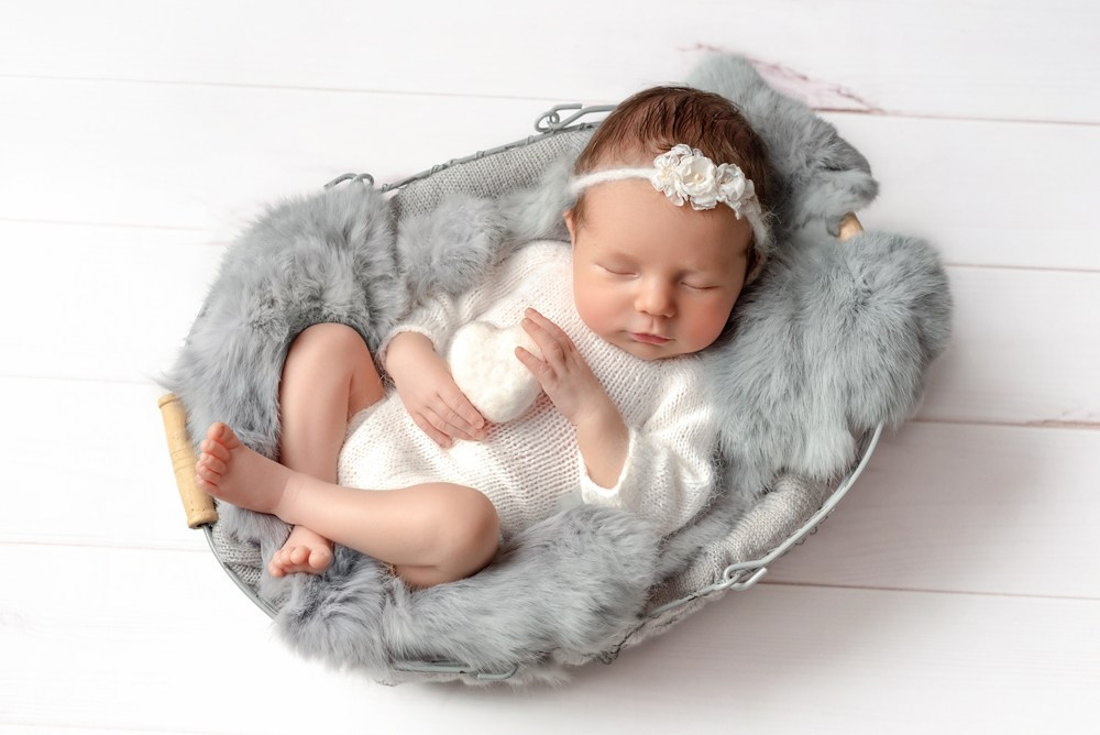 Sesja noworodkowa dla dziewczynki w Trójmieście - Natalia Lucko