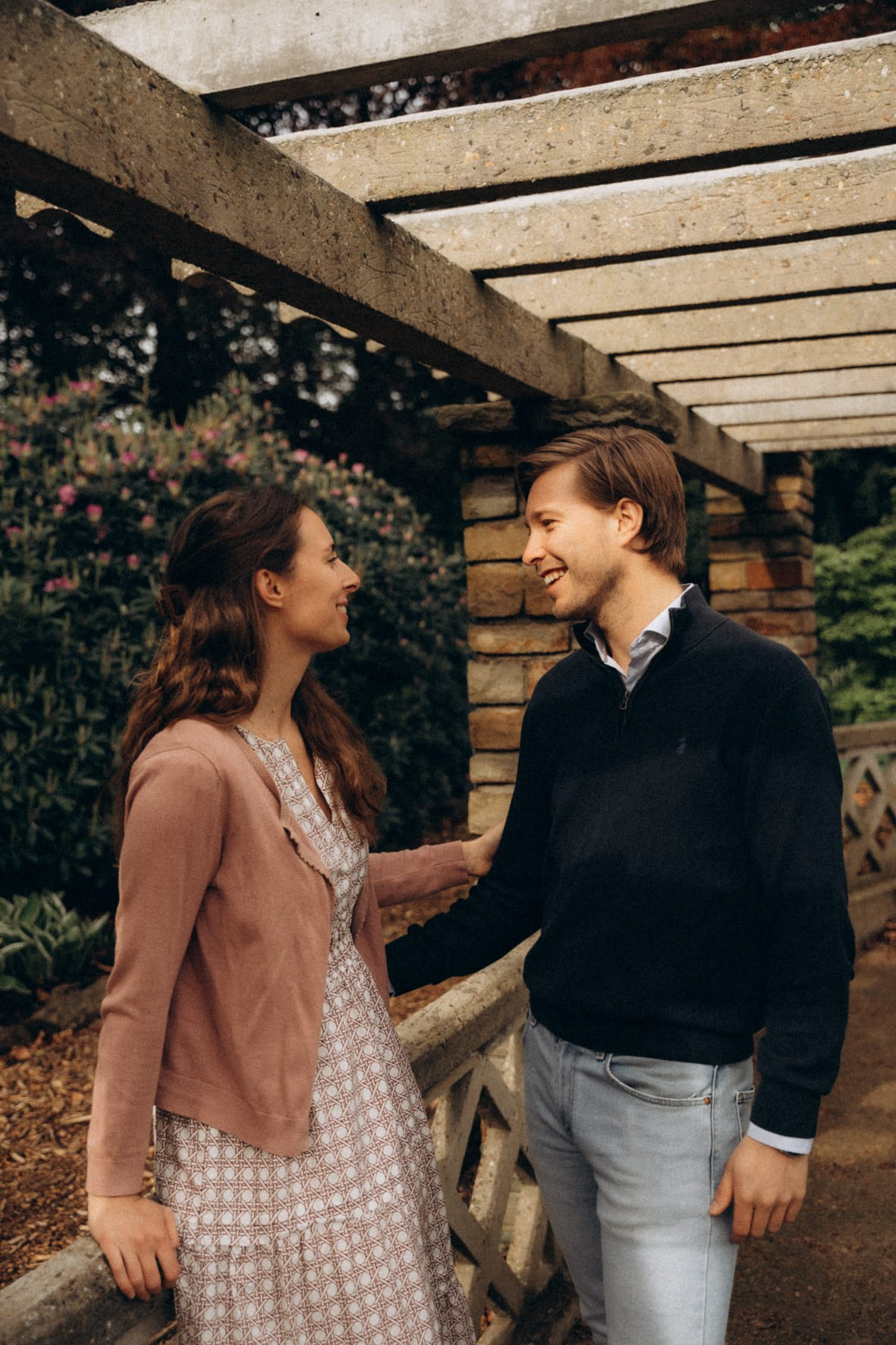 Love Story in Antwerpen. Little Birdie – Jouw familie- en huwelijksfotograaf in België en daarbuiten