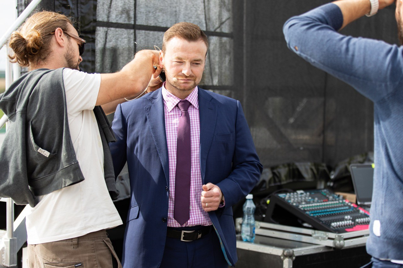 Dana Lišková - Eventová fotografka Praha - event fotografie - firemní akce - byznys portrét - korporátní fotografie 