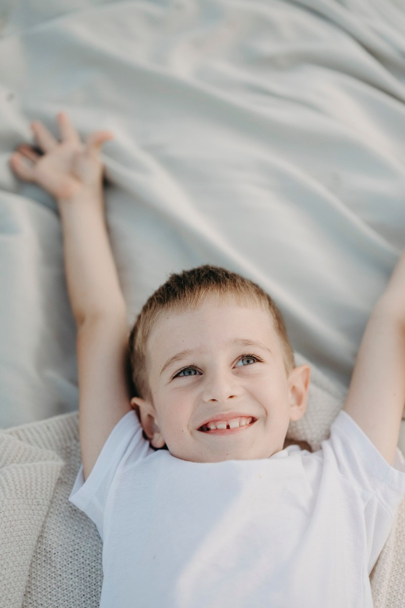 Basici / porodicno fotografisanje u prirodi. Deciji i porodicni fotograf u Beogradu Oksana Skendzic