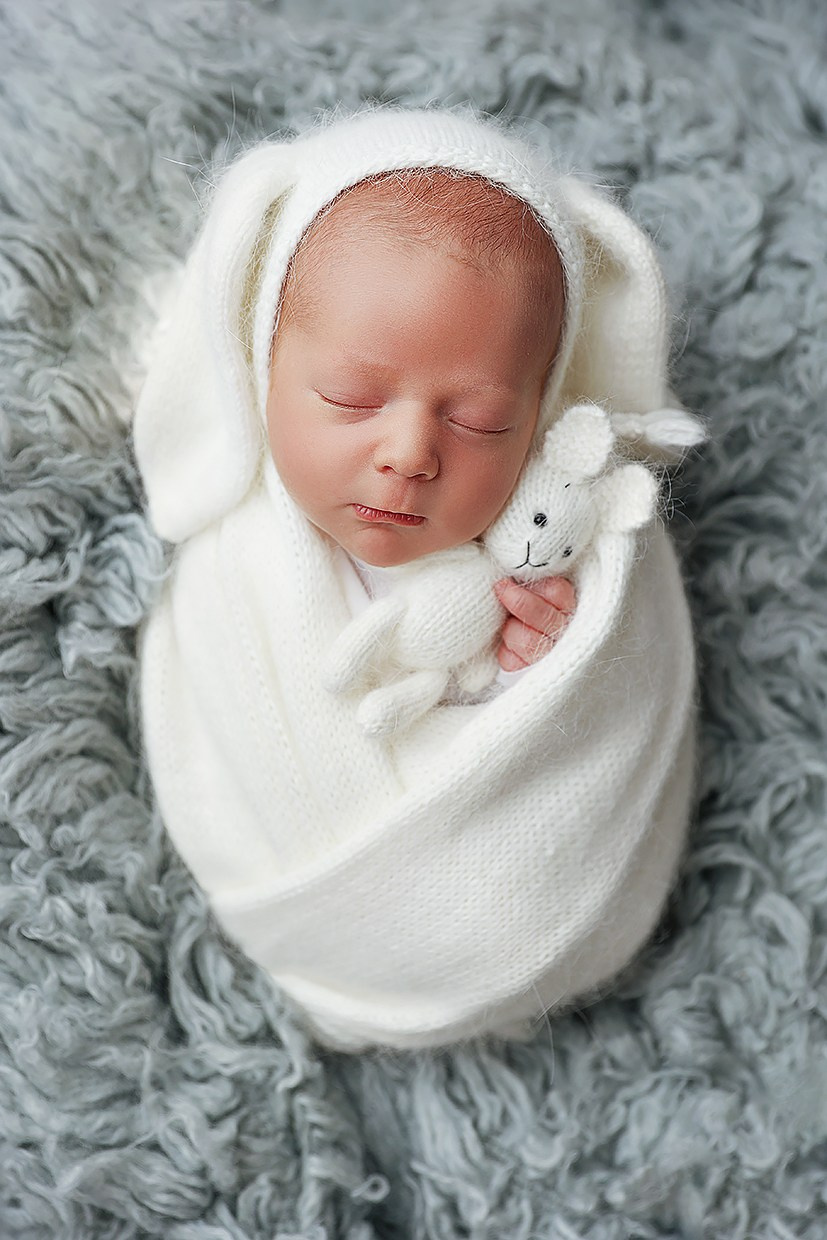 Nueva Sesión Embarazo En Estudio. Fotografía de Eventos, Embarazo y Familiar en Pirineos