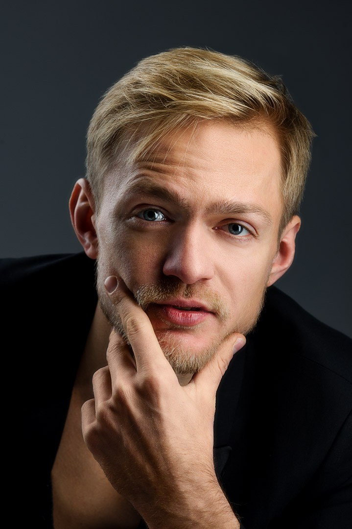 Editorial Portraits. Alexander Kabanov Photographer