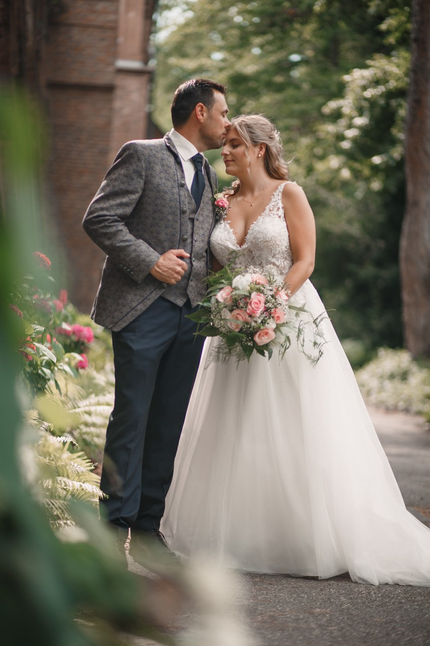 Kirchliche Hochzeit Rheinterrassen Karlsruhe – Noelia & Timo | Hochzeitsfotograf & Videograf