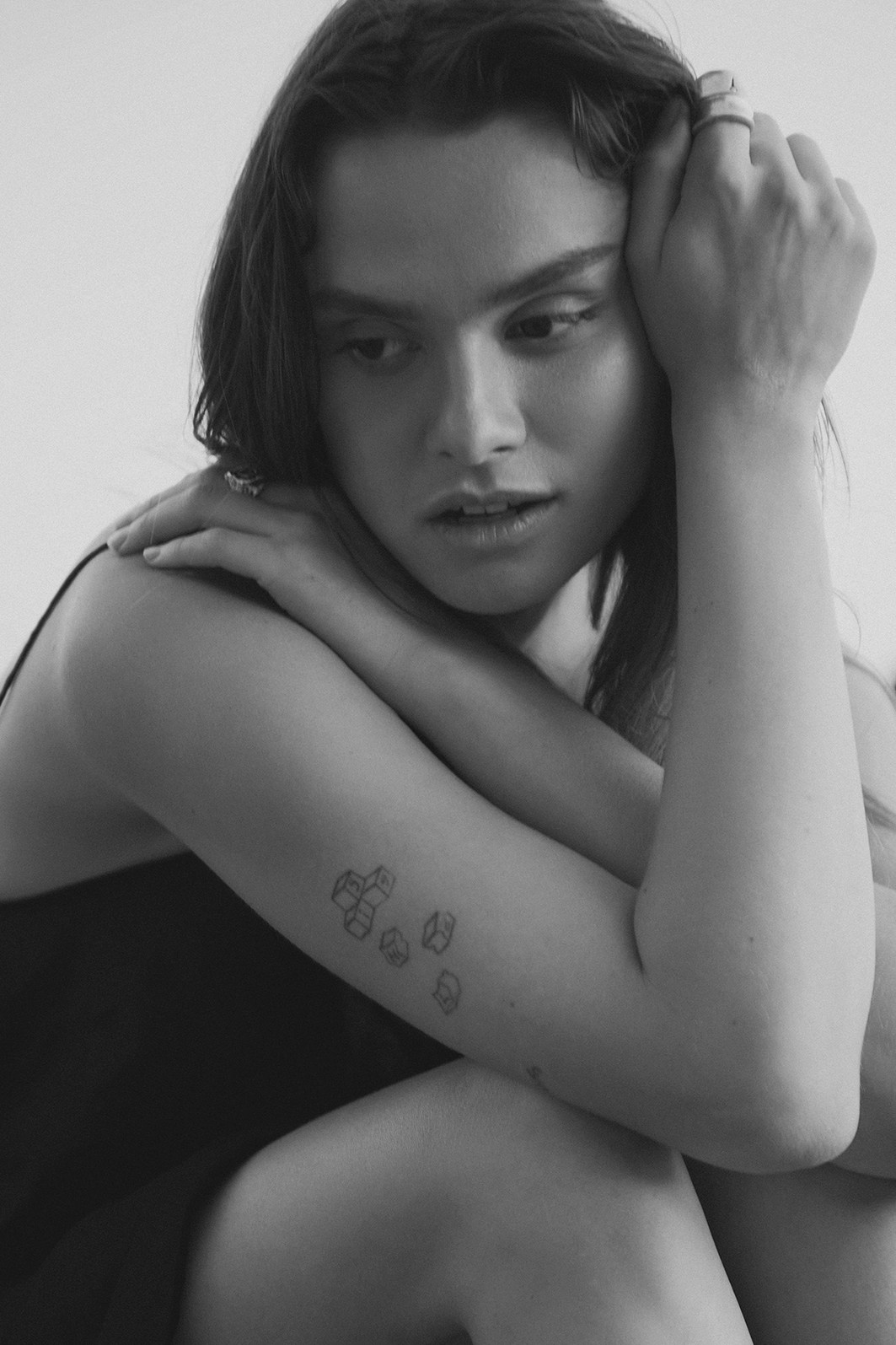 KOKON INTIMATES 2022. Minimalist brand photographer & videographer | Raw sincerity. Pure Form