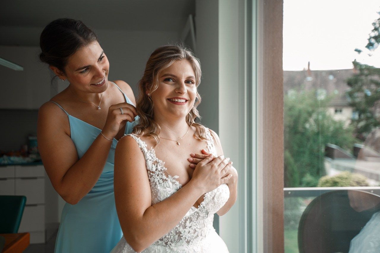 Kirchliche Hochzeit Rheinterrassen Karlsruhe – Noelia & Timo | Hochzeitsfotograf & Videograf