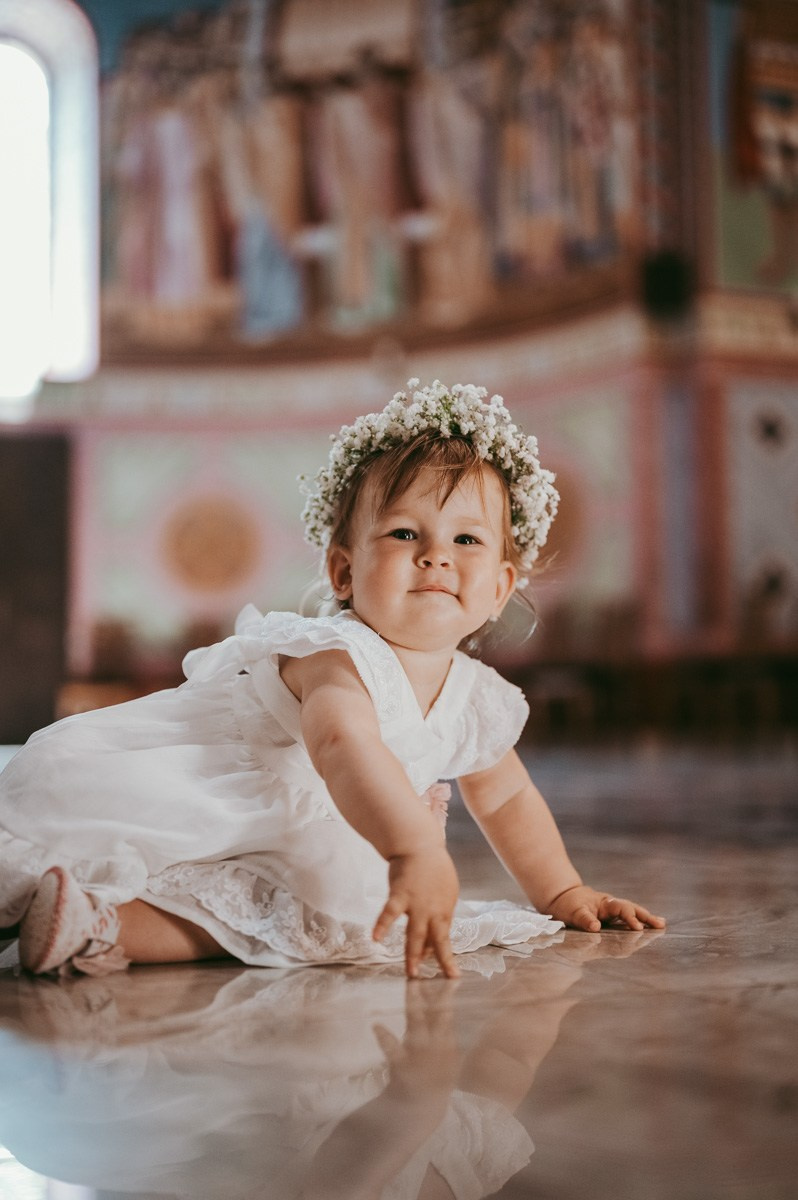 Tarino krstenje. Deciji i porodicni fotograf u Beogradu Oksana Skendzic