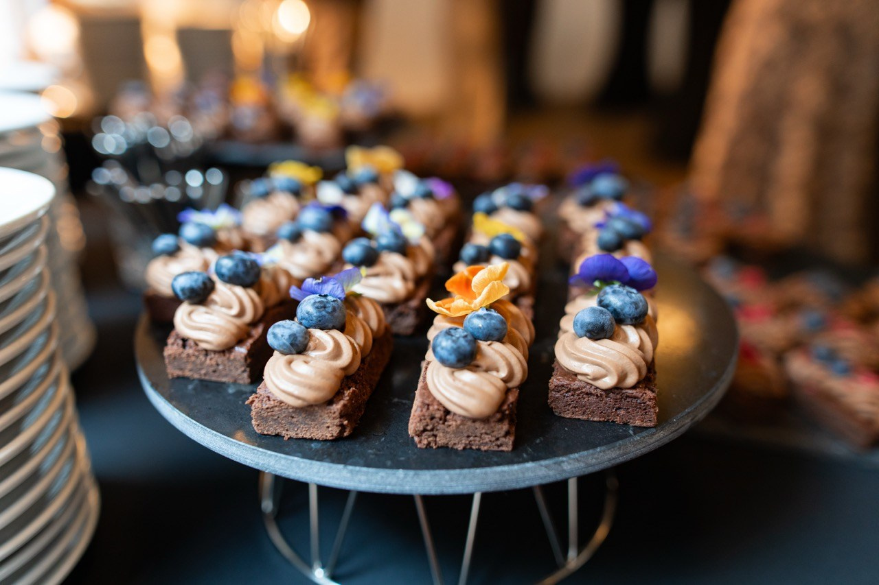 Firemní fotograf Praha. Dana Lišková — Empatická fotografka | Introspektivní umělkyně | Neurodivergentní koučka| Zakladatelka Artepy.cz