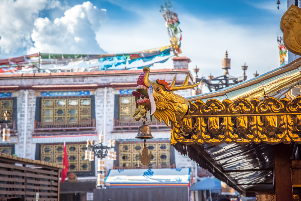 Lhasa, Tibet. Bojana Žuža, photographer in Belgrade, Serbia