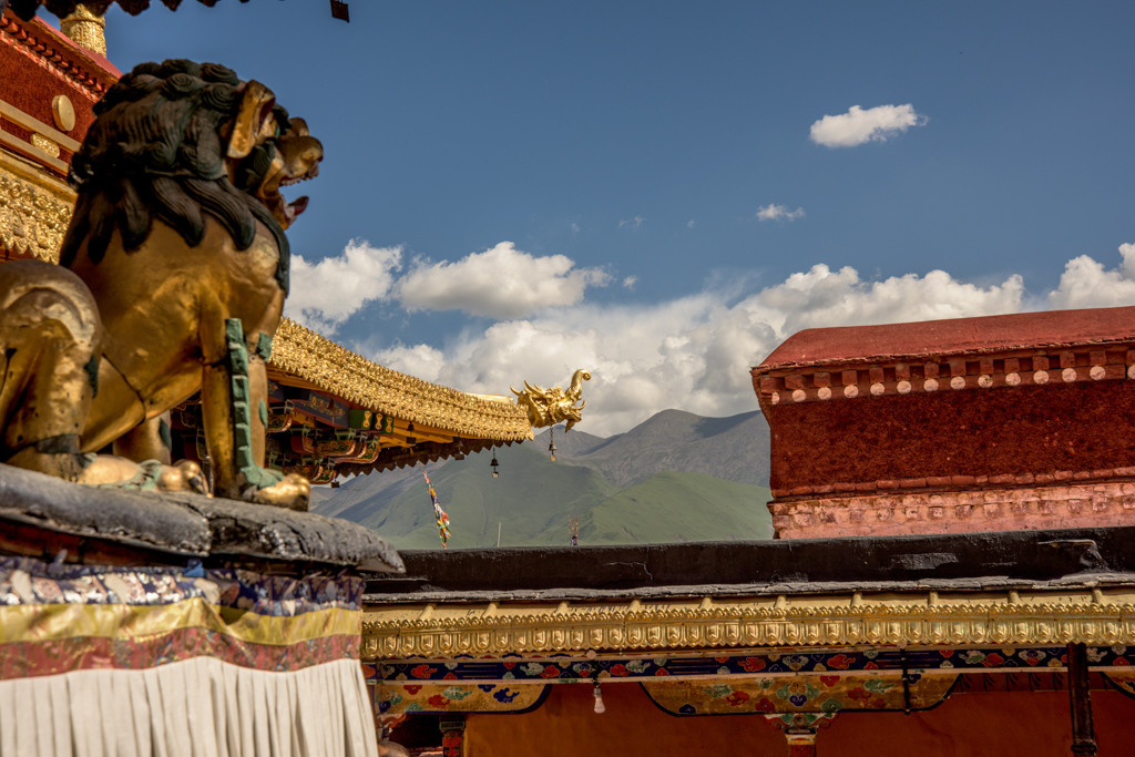 Lhasa, Tibet. Bojana Žuža, photographer in Belgrade, Serbia