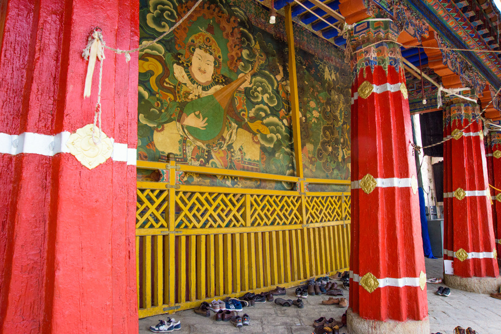 Lhasa, Tibet. Bojana Žuža, photographer in Belgrade, Serbia